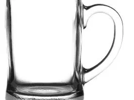 Jarras y vasos de cerveza